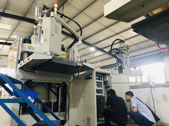 標(biāo)準(zhǔn)注塑機 標(biāo)準(zhǔn)注塑機