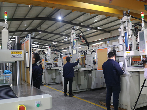 立式注塑機價格優惠 立式注塑機價格優惠