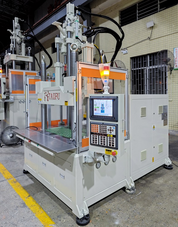 立式注塑機(jī)抱閘式鎖模機(jī)構(gòu) 立式注塑機(jī)抱閘式鎖模機(jī)構(gòu)